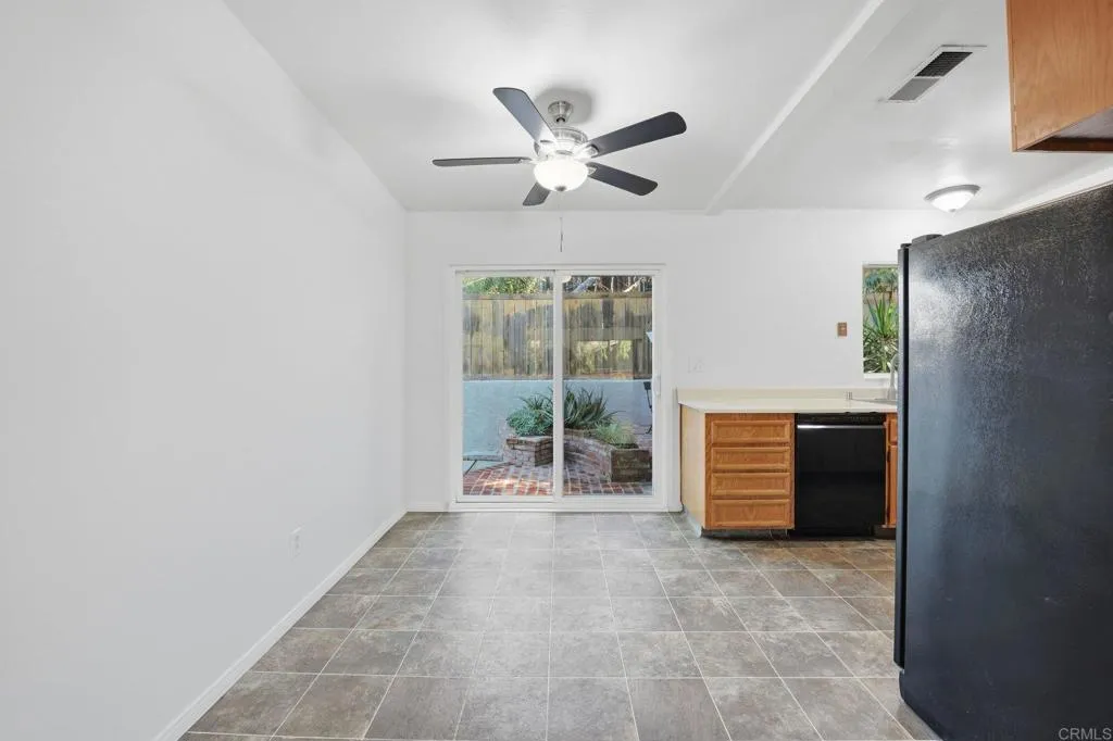 https://cdn.realtyfeed.com/cdn/127/306630212/1646e929f2ad1a9d940dc140095cfa06.webp