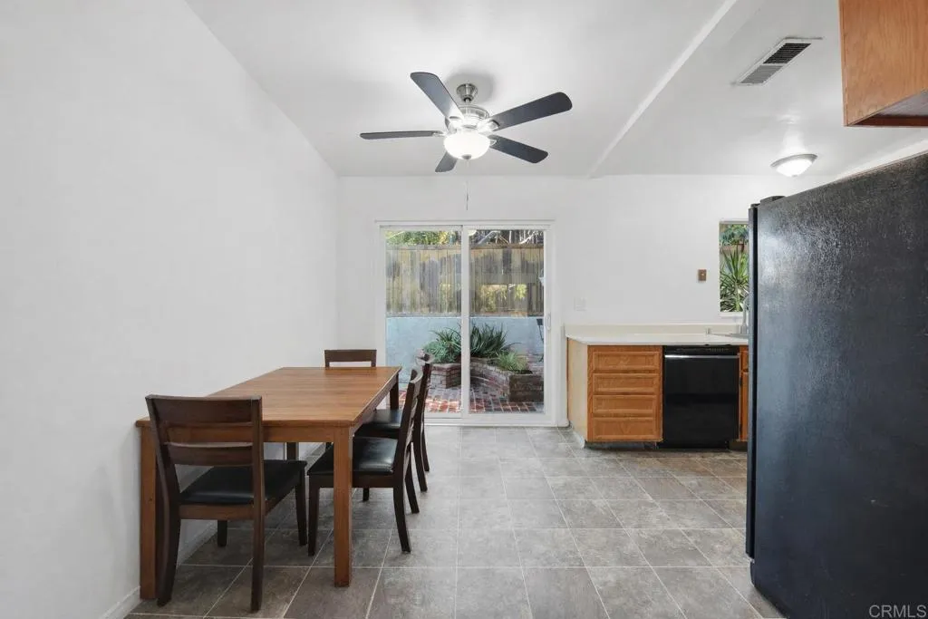 https://cdn.realtyfeed.com/cdn/127/306630212/a83bb72c9b39eea61d15008307aa4276.webp