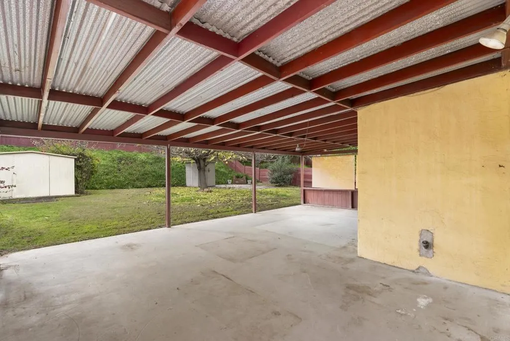 https://cdn.realtyfeed.com/cdn/127/306630226/50f9eec088a43db52ad432bc81afc59d.webp