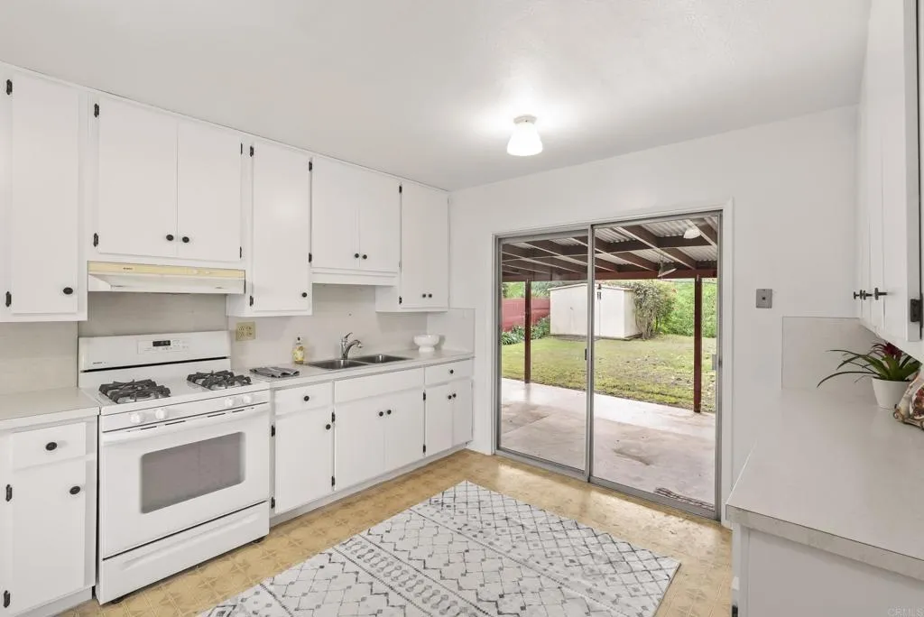 https://cdn.realtyfeed.com/cdn/127/306630226/a89ced9635a9381c2ef7c99575694a62.webp