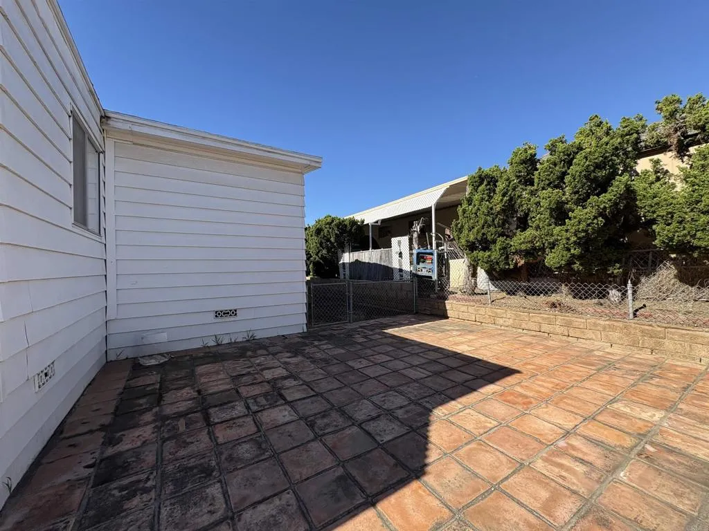 https://cdn.realtyfeed.com/cdn/127/306630274/104b43385469d840d10153c970c5118c.webp
