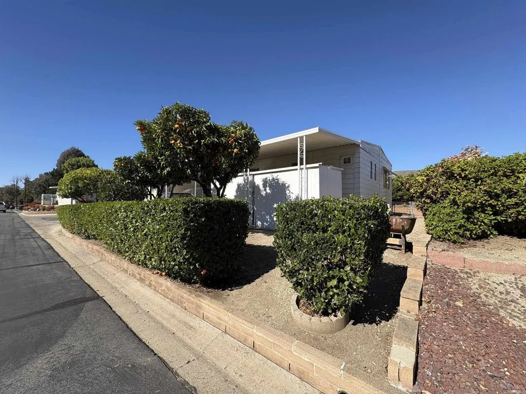 https://cdn.realtyfeed.com/cdn/127/306630274/72a5388a5d2ff9592c0c676f8e9146de.webp
