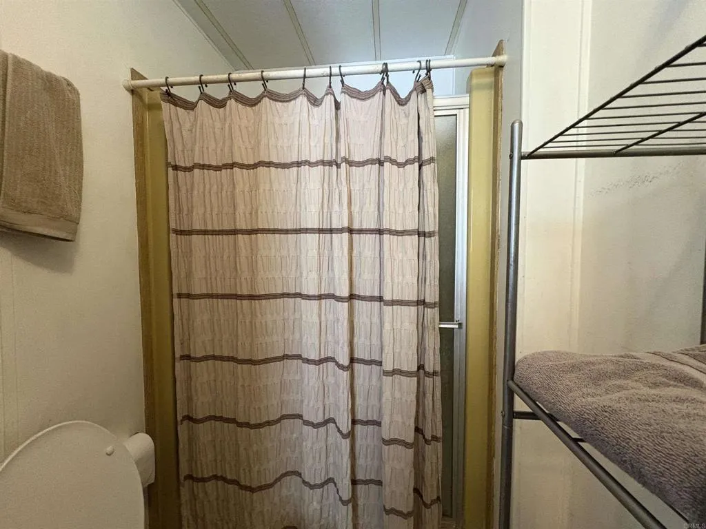 https://cdn.realtyfeed.com/cdn/127/306630274/a2de8e1f334458ad1c6737310446971a.webp