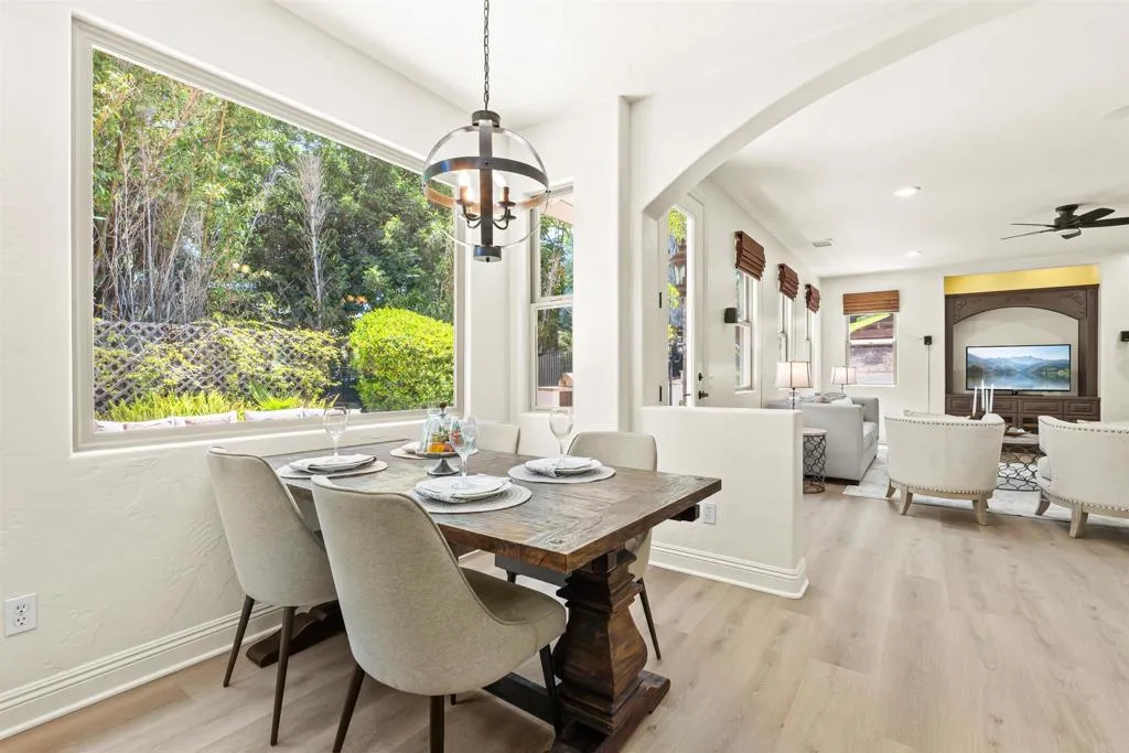 https://cdn.realtyfeed.com/cdn/127/306630276/46e86c354510c5c3de55c9bac2754220.webp