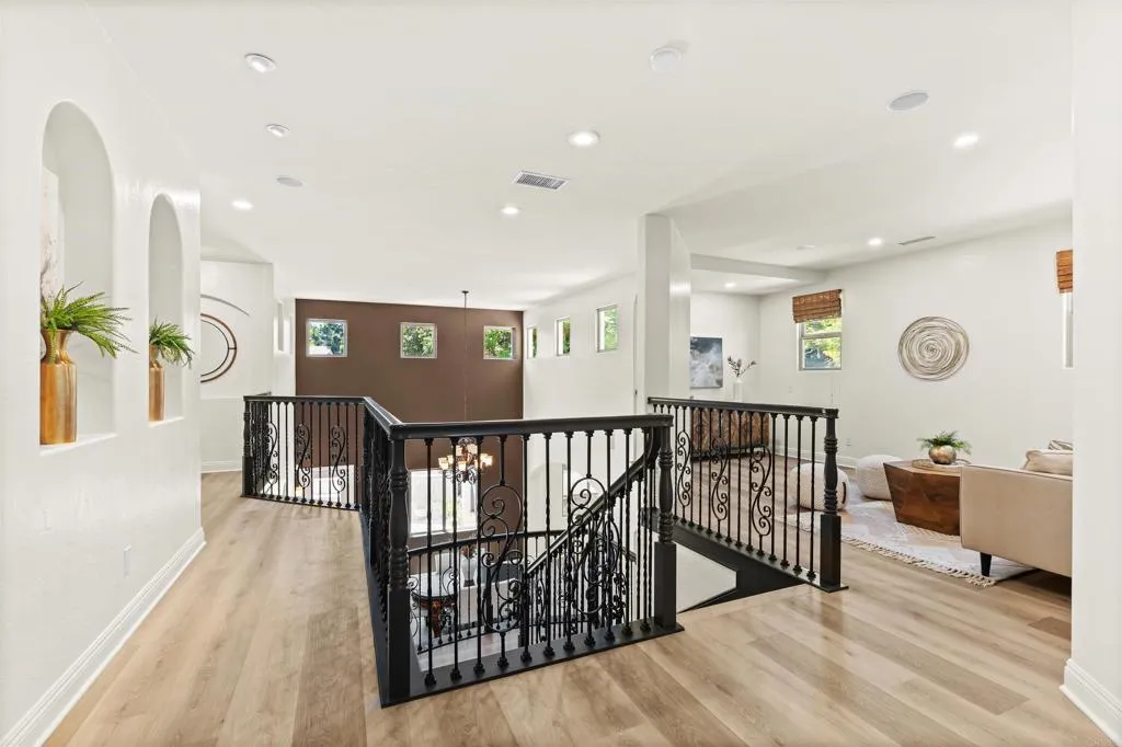 https://cdn.realtyfeed.com/cdn/127/306630276/87272a07395a3fb44eb3b611c689ea40.webp
