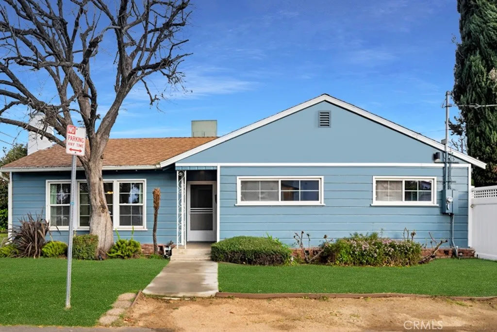 7002 Forbes Street, Lake Balboa, CA 91406