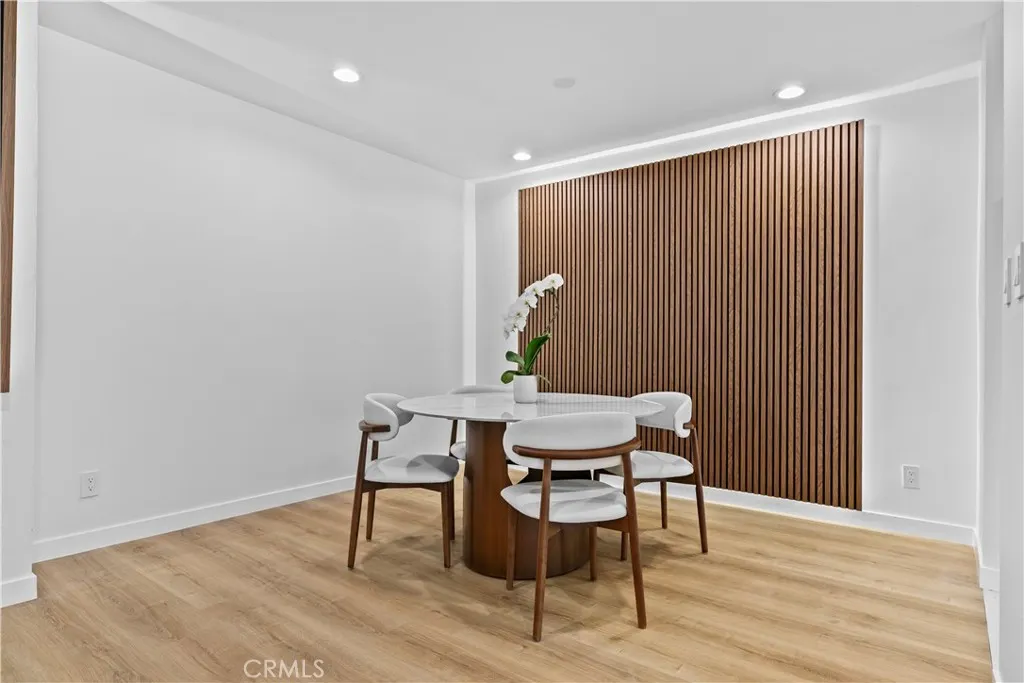 949 N Kings Unit 215, West Hollywood, CA 90069 - Photo 4 of 58, West Hollywood, CA