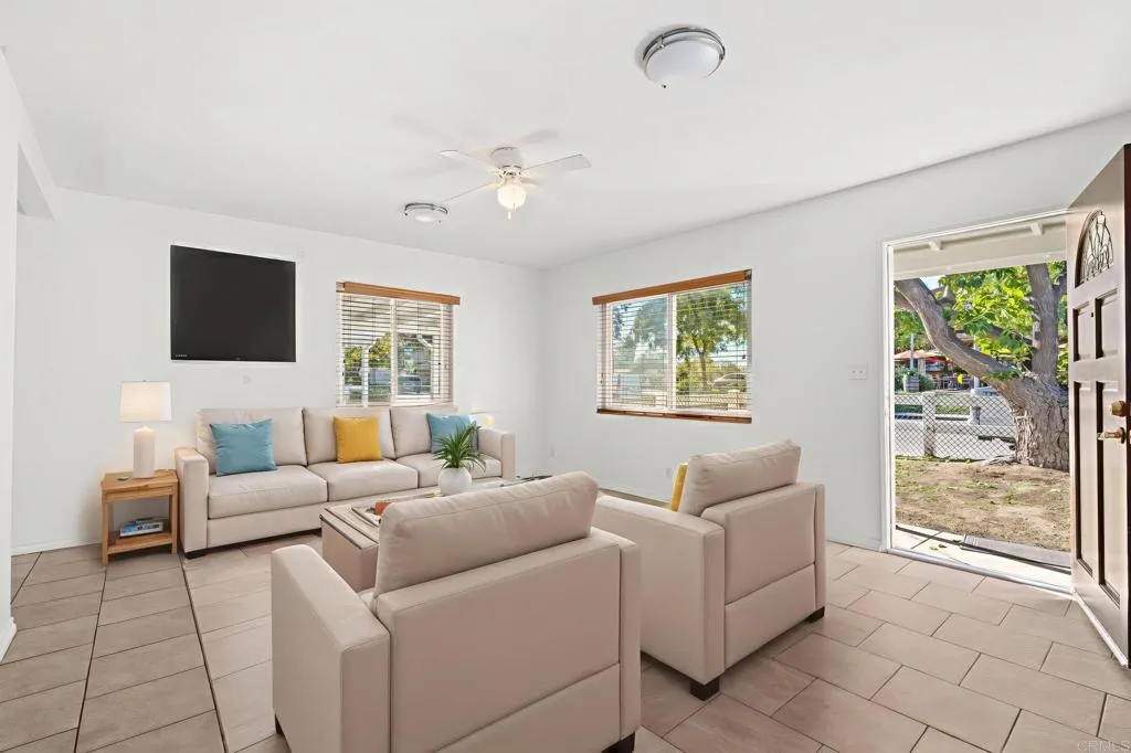 https://cdn.realtyfeed.com/cdn/127/306630350/95477c37e9d847321065f314f9ac76ee.webp