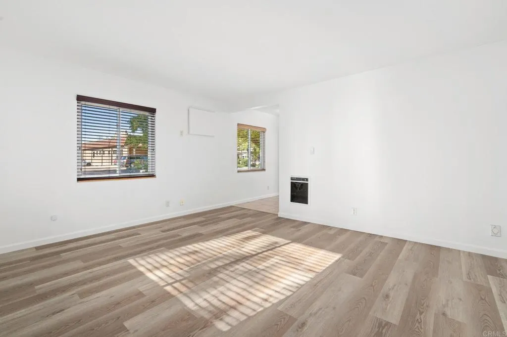 https://cdn.realtyfeed.com/cdn/127/306630350/d331878c92d148fa4788ddb818399881.webp