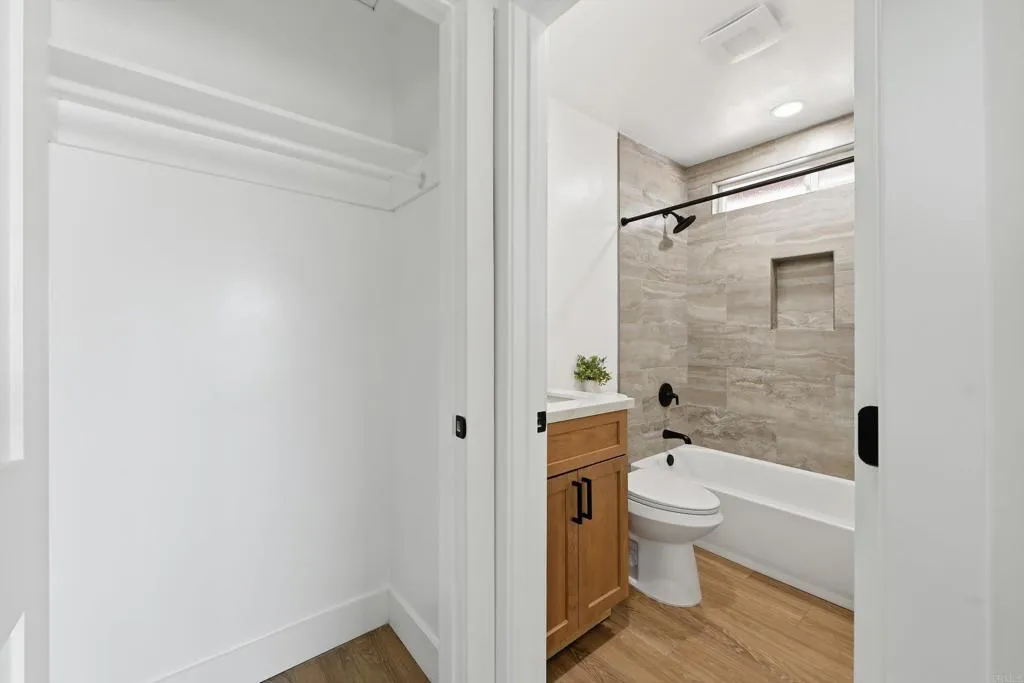 https://cdn.realtyfeed.com/cdn/127/306630406/4817727139f878b737243335fa7190ae.webp