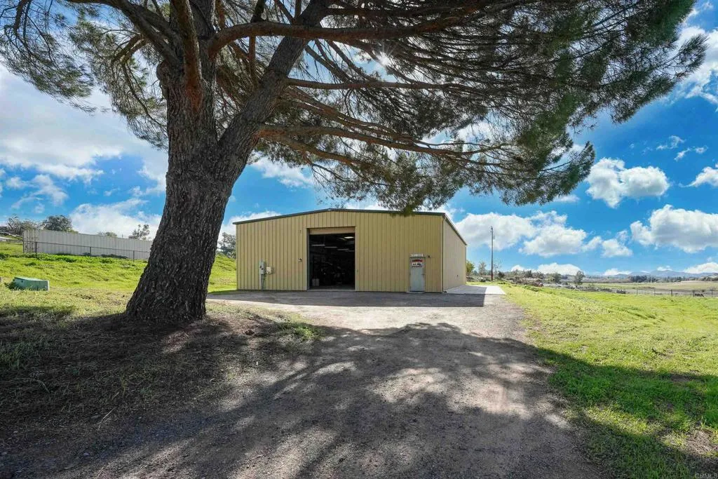https://cdn.realtyfeed.com/cdn/127/306630409/848bdb8bef273781da45c5995f059418.webp