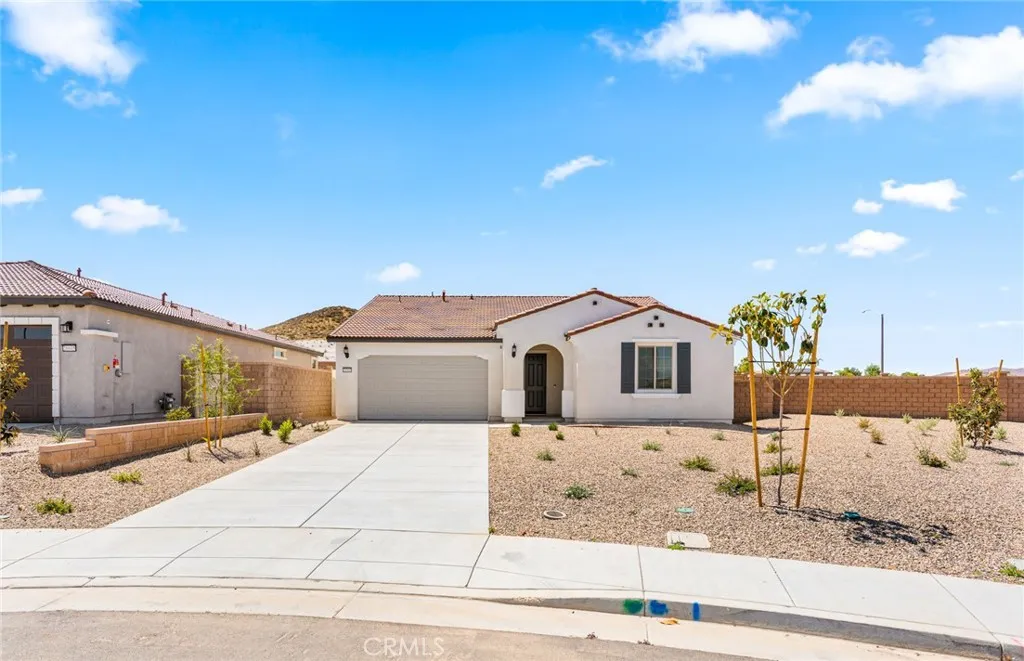Menifee, CA 92585