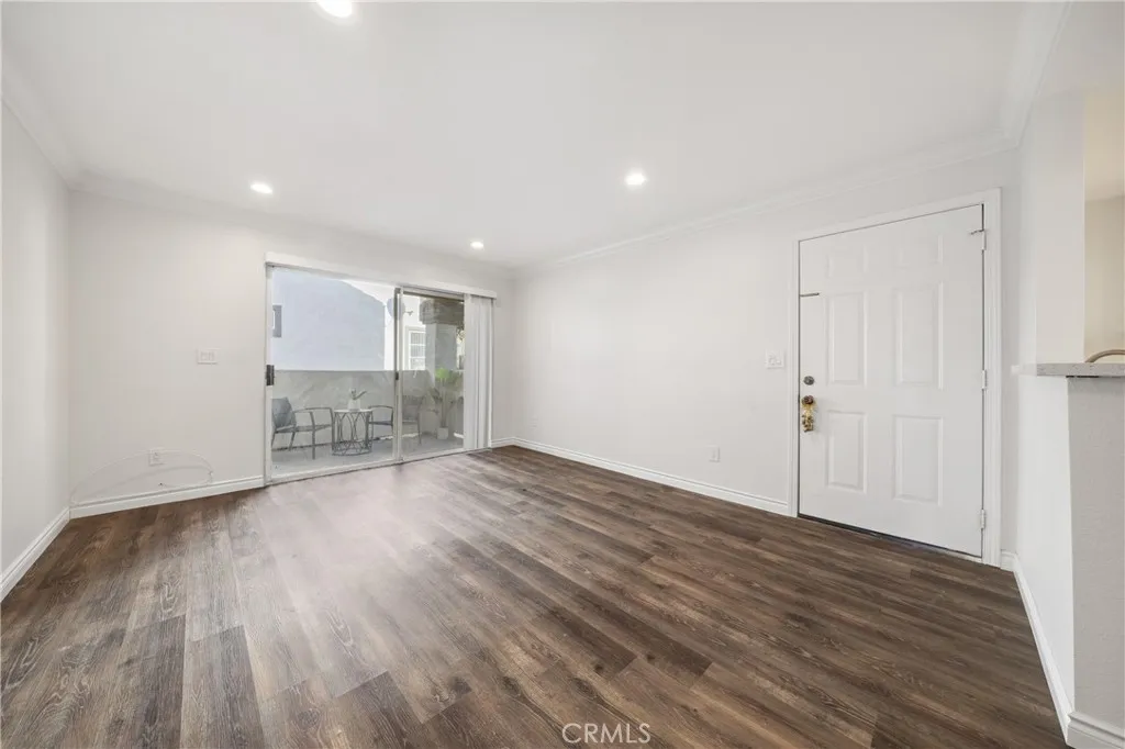 16377 Lakeshore Unit 6k, Lake Elsinore, CA 92530 - Photo 5 of 31, Lake Elsinore, CA