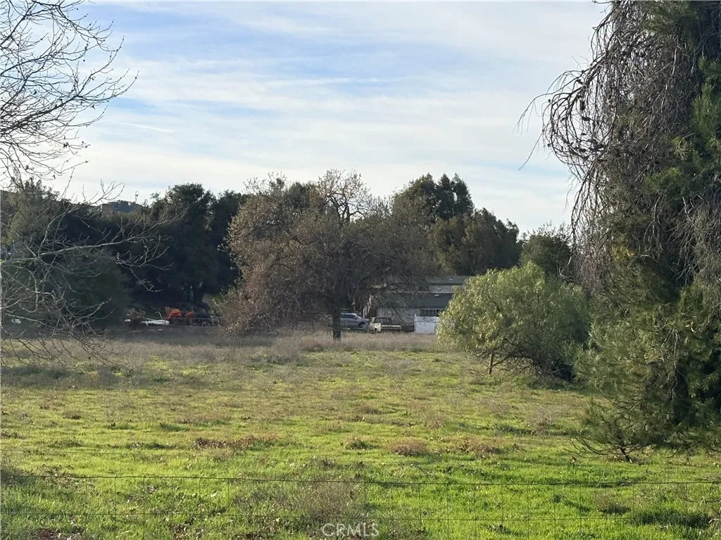 33 Rodeo Rd, Lake Elsinore, CA 92530 - Photo 4 of 5, Lake Elsinore, CA