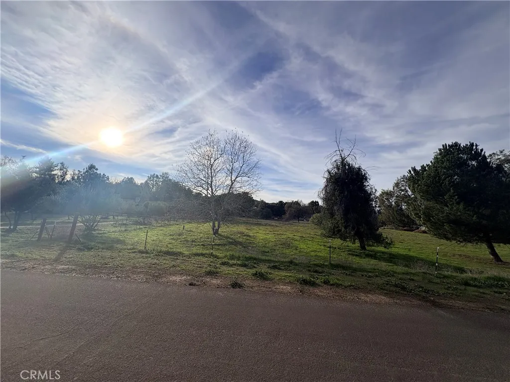 33 Rodeo Rd, Lake Elsinore, CA 92530 - Photo 2 of 5, Lake Elsinore, CA