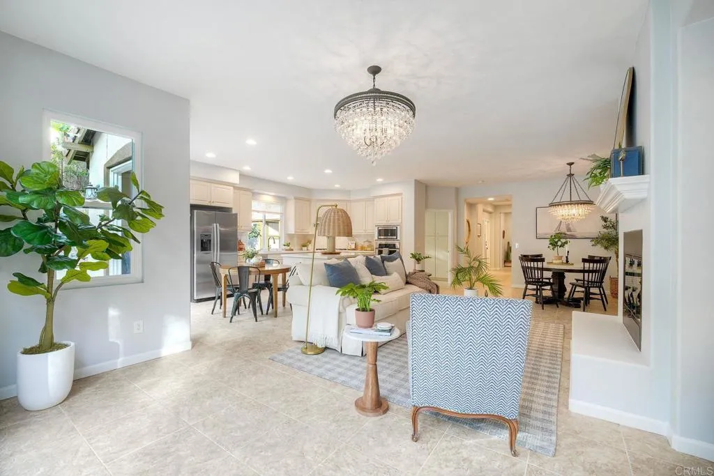 https://cdn.realtyfeed.com/cdn/127/306630535/10cd4777feb75031859183d76c048d23.webp