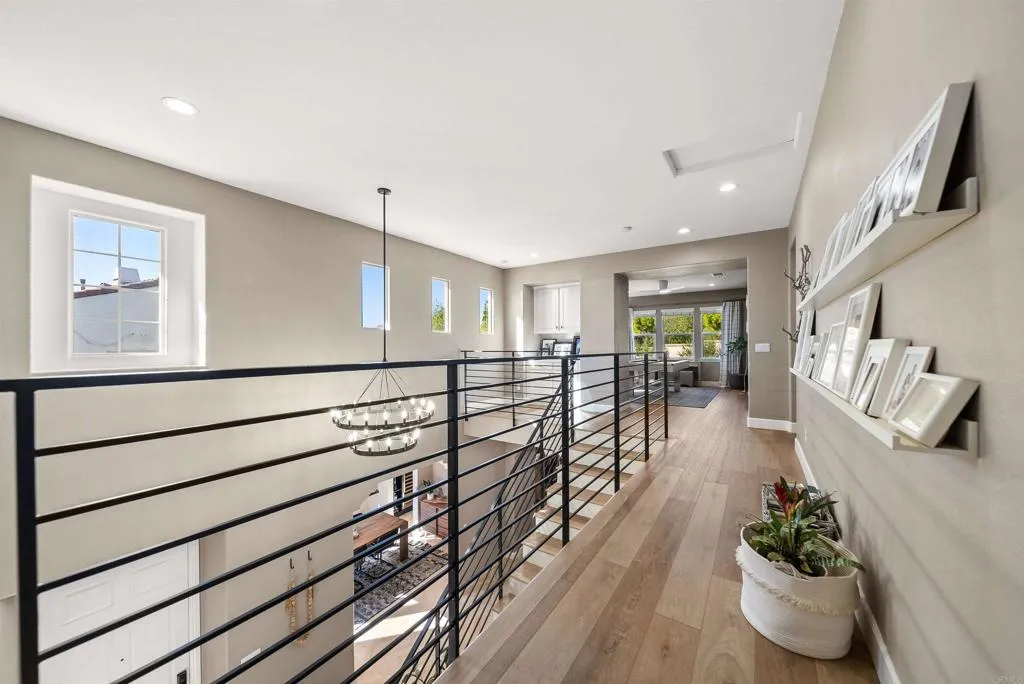 https://cdn.realtyfeed.com/cdn/127/306630542/65d5e64528e1f13991d98db6b9056d5d.webp