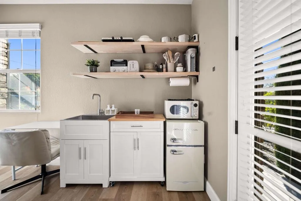 https://cdn.realtyfeed.com/cdn/127/306630542/a4f43b884f81845245b9c01c3909225c.webp
