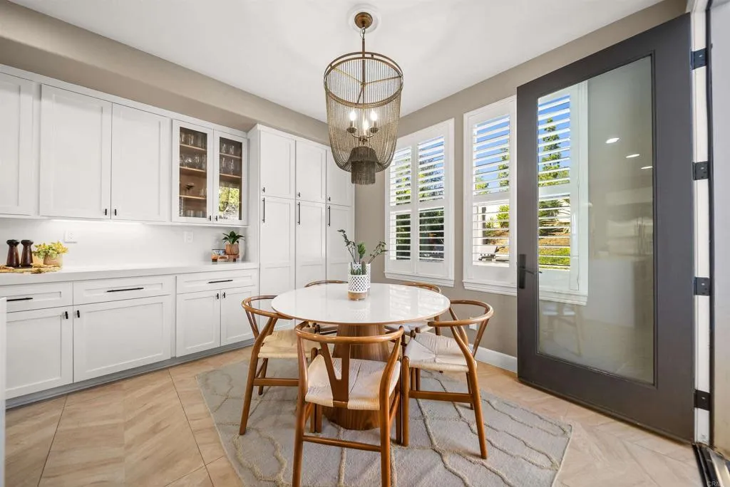 https://cdn.realtyfeed.com/cdn/127/306630542/dd4673803bb513eef85a38c6fc240692.webp