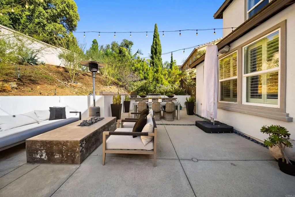 https://cdn.realtyfeed.com/cdn/127/306630542/ee1582a3096d5c95216582b8fa29616a.webp
