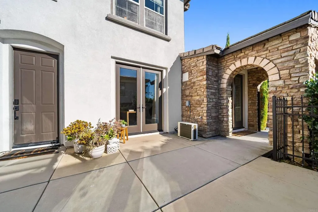 https://cdn.realtyfeed.com/cdn/127/306630542/ff5372882a34396ddb583d507c1aa742.webp