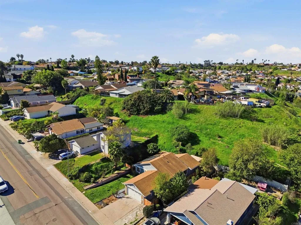 https://cdn.realtyfeed.com/cdn/127/306630560/948ae9eca84e95b48aa63b0d86784937.webp