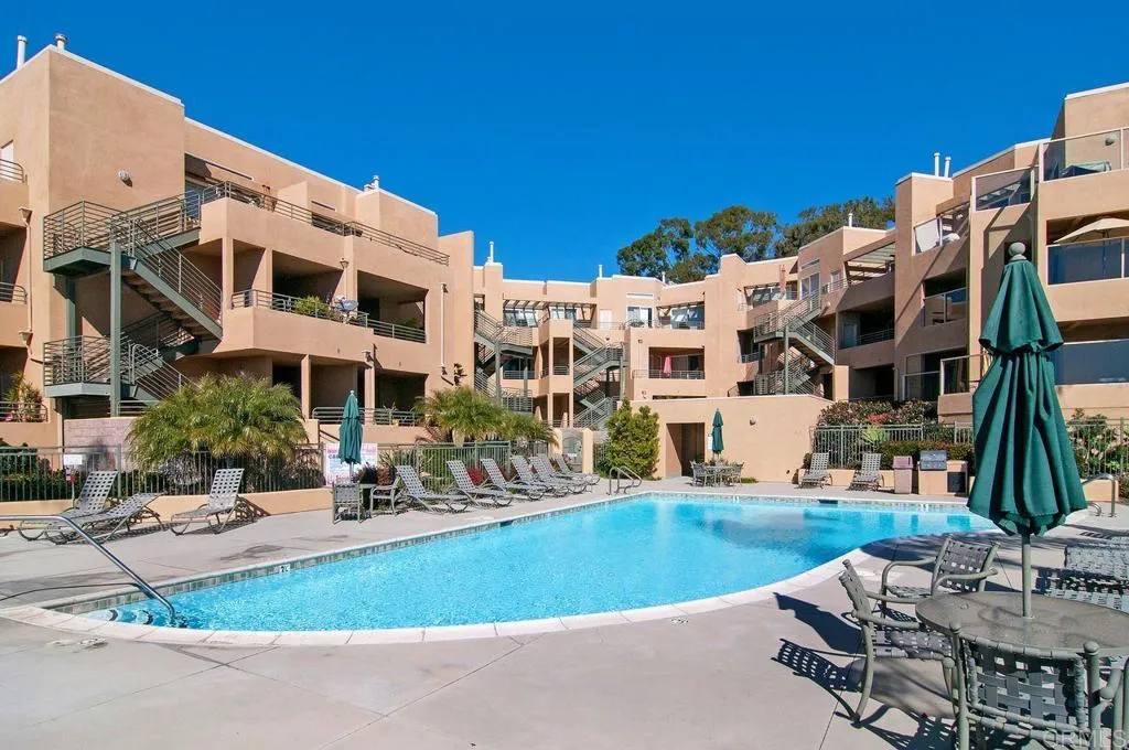 https://cdn.realtyfeed.com/cdn/127/306630573/248fd0bcd4785694b31f967444135b25.webp