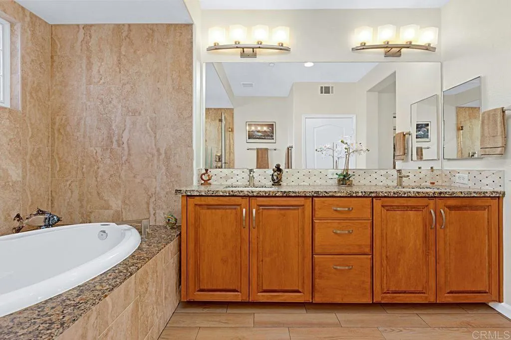 https://cdn.realtyfeed.com/cdn/127/306630573/712aa1373718291d6aae86e10022cc21.webp