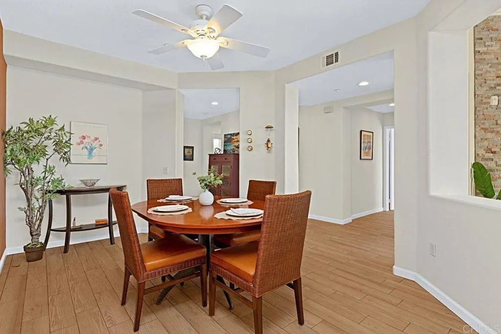 https://cdn.realtyfeed.com/cdn/127/306630573/c1dfb62f7f6e060b1b5a9c927f494471.webp