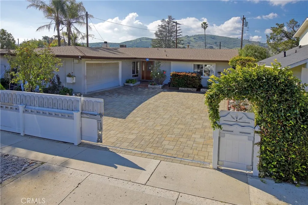 5523 Parkmor Road, Calabasas, CA 91302 - Photo 2 of 26, Calabasas, CA