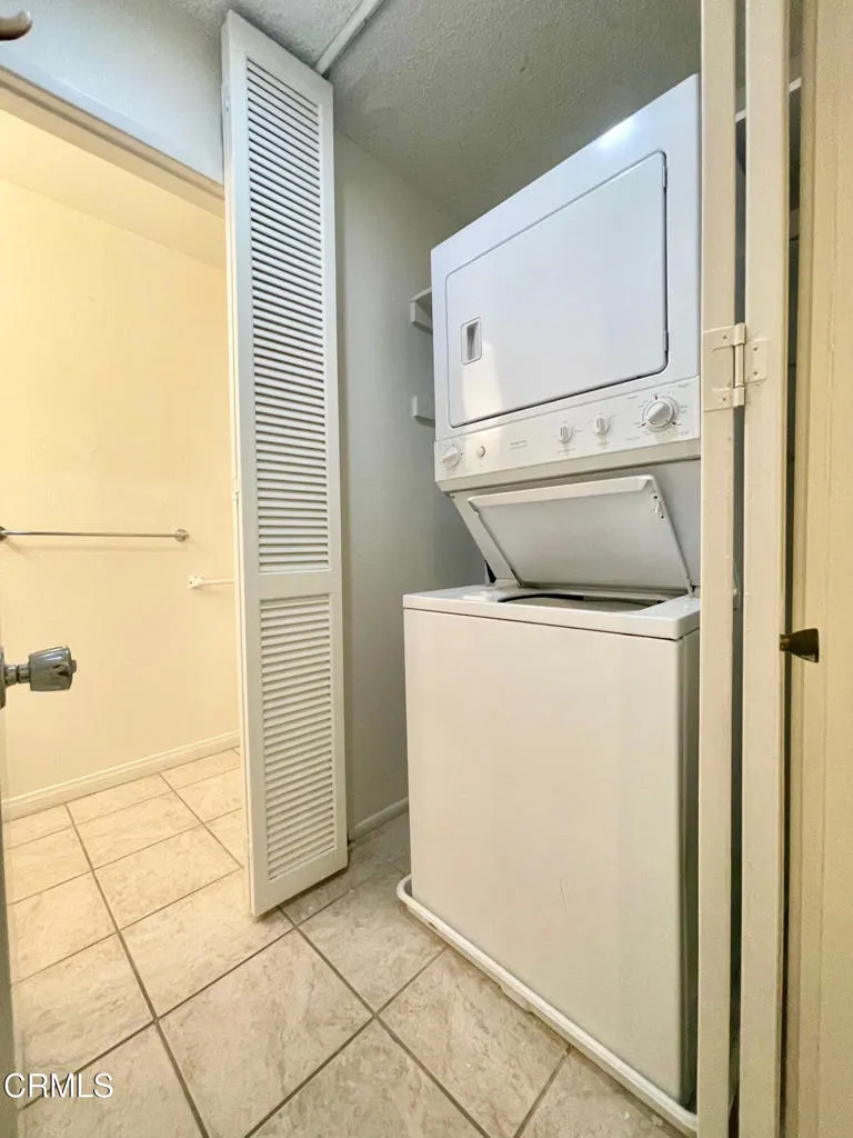 328 E Surfside Drive, Port Hueneme, CA 93041 - Photo 5 of 33, Port Hueneme, CA