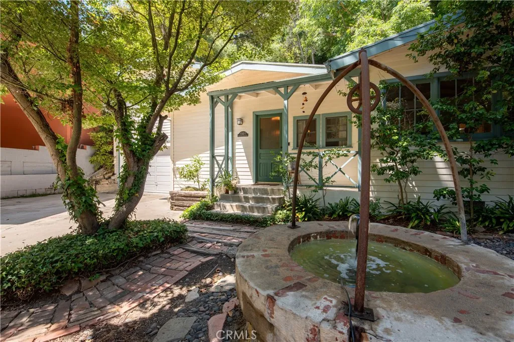 Los Angeles, CA 90077