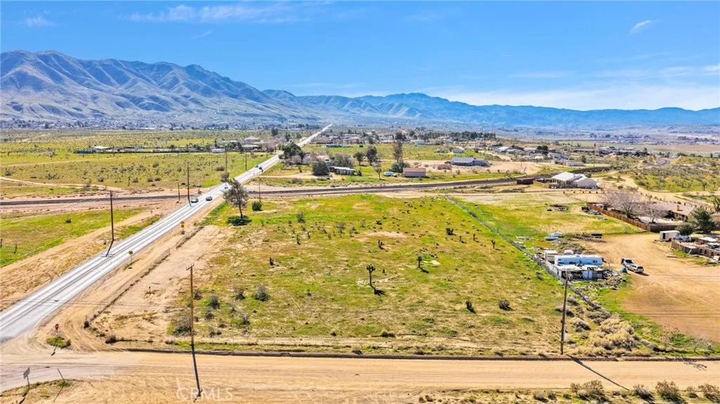 10420 Kiowa, Apple Valley, CA 92308 - Photo 2 of 13, Apple Valley, CA