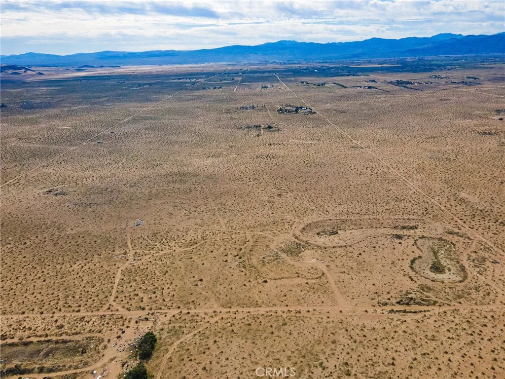 123 Bobcat Lane, Newberry Springs, CA 92365 - Photo 4 of 21, Newberry Springs, CA