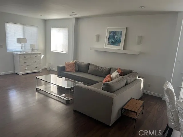 1625 Wellesley Avenue, West Los Angeles, CA 90025 - Photo 4 of 36, West Los Angeles, CA