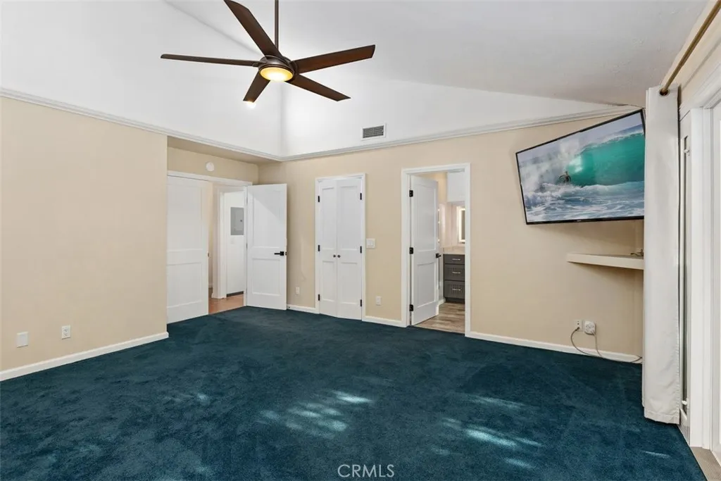 https://cdn.realtyfeed.com/cdn/127/306630718/1982adc29e0b9c95a9867419a4d3914e.webp