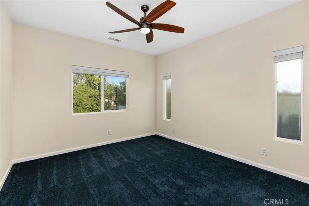 https://cdn.realtyfeed.com/cdn/127/306630718/2337cb2400270bf3e7581984d5441a4f.webp