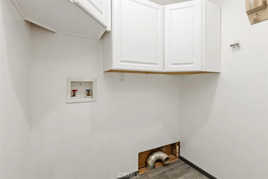 https://cdn.realtyfeed.com/cdn/127/306630718/7b5b2b2f9a8f54ae411b7042c8498644.webp