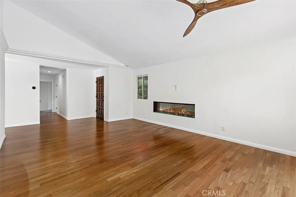https://cdn.realtyfeed.com/cdn/127/306630718/a71d385f6851ad833dfc567e45e48943.webp