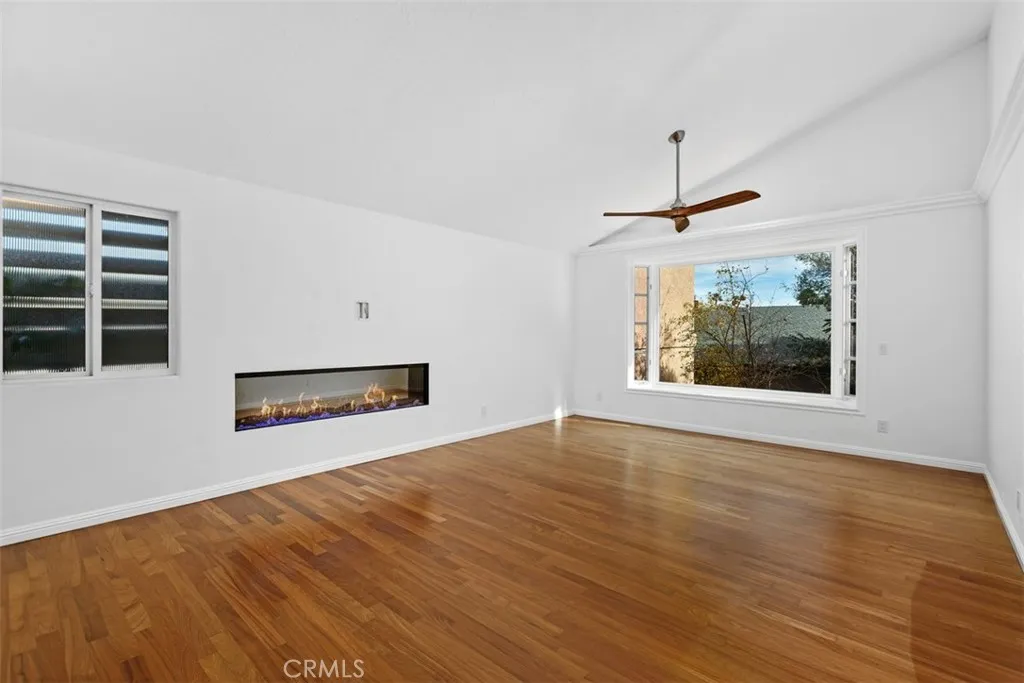 https://cdn.realtyfeed.com/cdn/127/306630718/b3dd1551e3c0e505261f344db8948681.webp