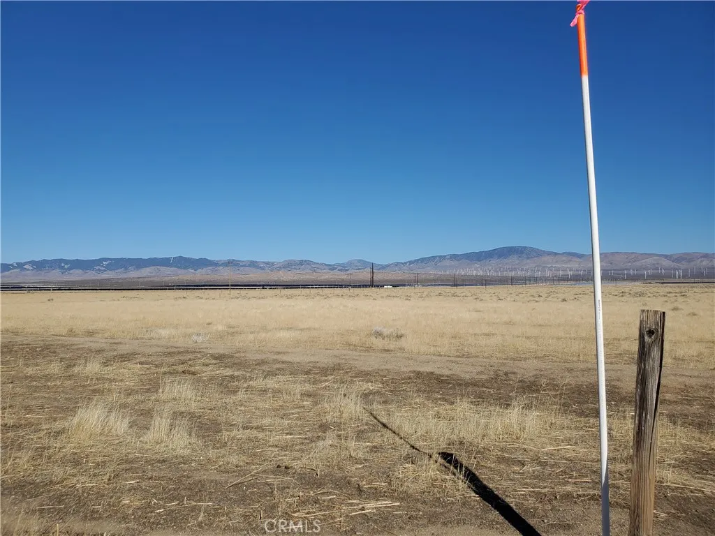 2 168th West, Lancaster, CA 93536 - Photo 2 of 4, Lancaster, CA