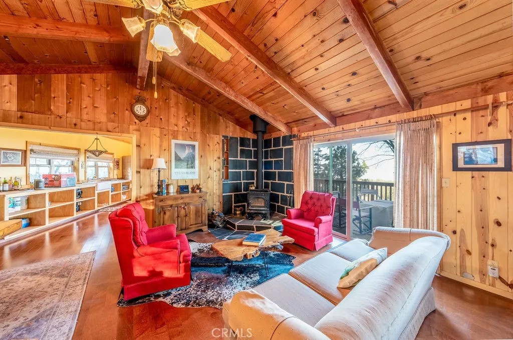 272 Manzanita Drive, Green Valley Lake, CA 92341 - Photo 5 of 30, Green Valley Lake, CA