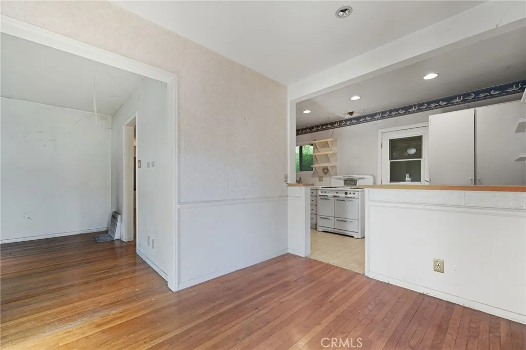 8226 Fenwick Street, Sunland, CA 91040 - Photo 4 of 18, Sunland, CA