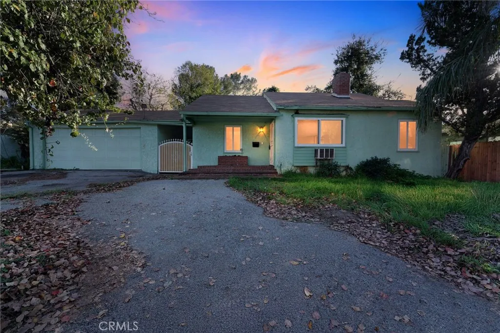 8226 Fenwick Street, Sunland, CA 91040