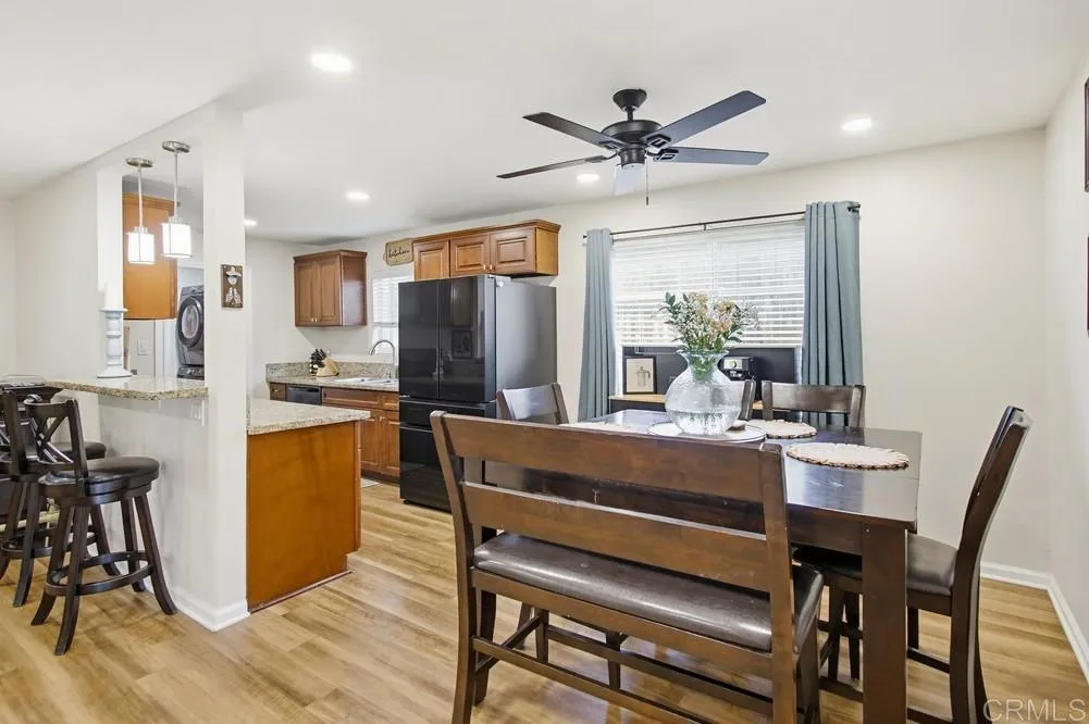 https://cdn.realtyfeed.com/cdn/127/306630876/a2fb686922416774fba3471e57148828.webp