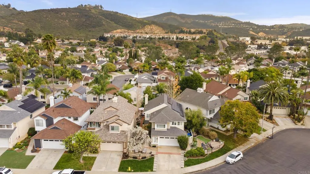 https://cdn.realtyfeed.com/cdn/127/306630910/11c1e1807b10ab9e87c58b909da3b083.webp