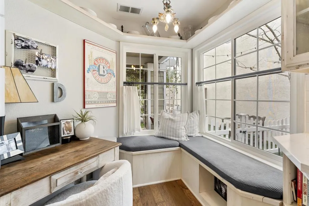 https://cdn.realtyfeed.com/cdn/127/306630910/425fc8466cbd6ed349ac214582babedb.webp