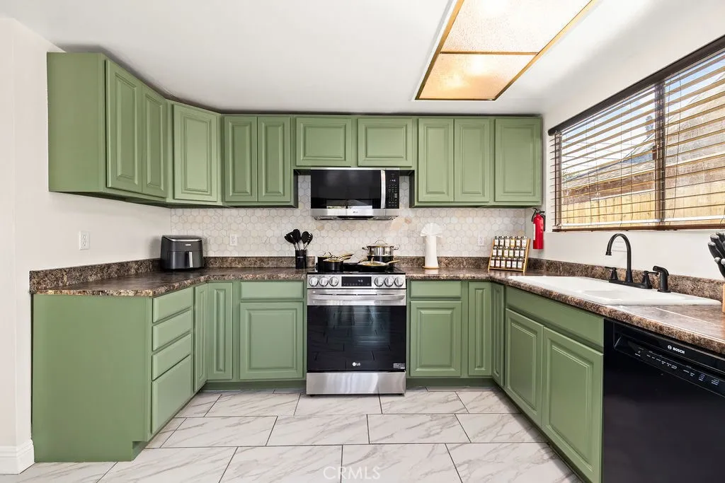 632 Kenoak Drive, Placentia, CA 92870 - Photo 3 of 51, Placentia, CA