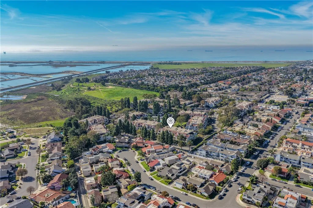 Huntington Beach, CA 92649