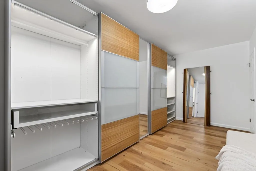 https://cdn.realtyfeed.com/cdn/127/306630961/1423dece774d4bbde752dff717280938.webp